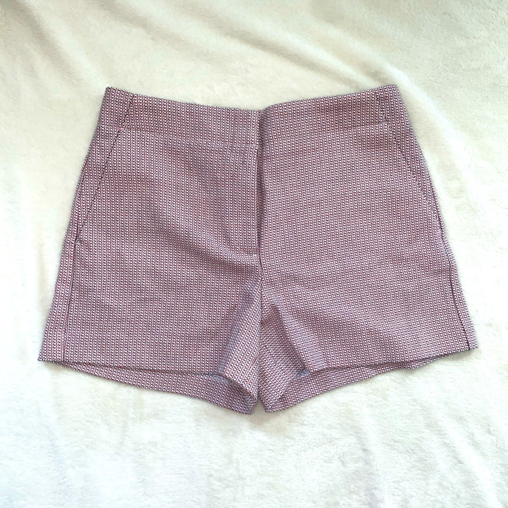 Loft shorts. Size 4 NWT.